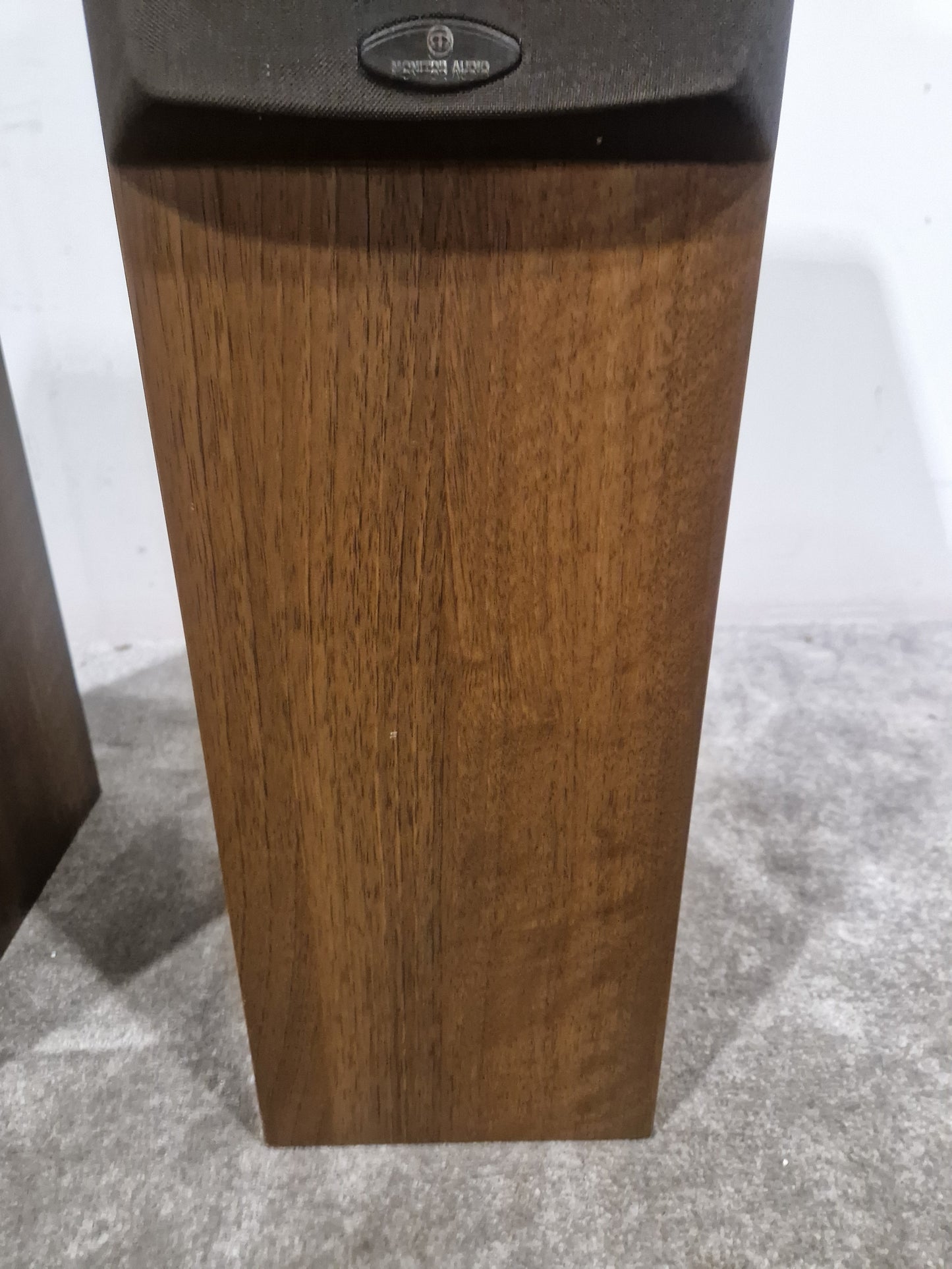 Monitor Audio Bronze 6 - Floorstanding Speakers - Pair - Walnut - Good