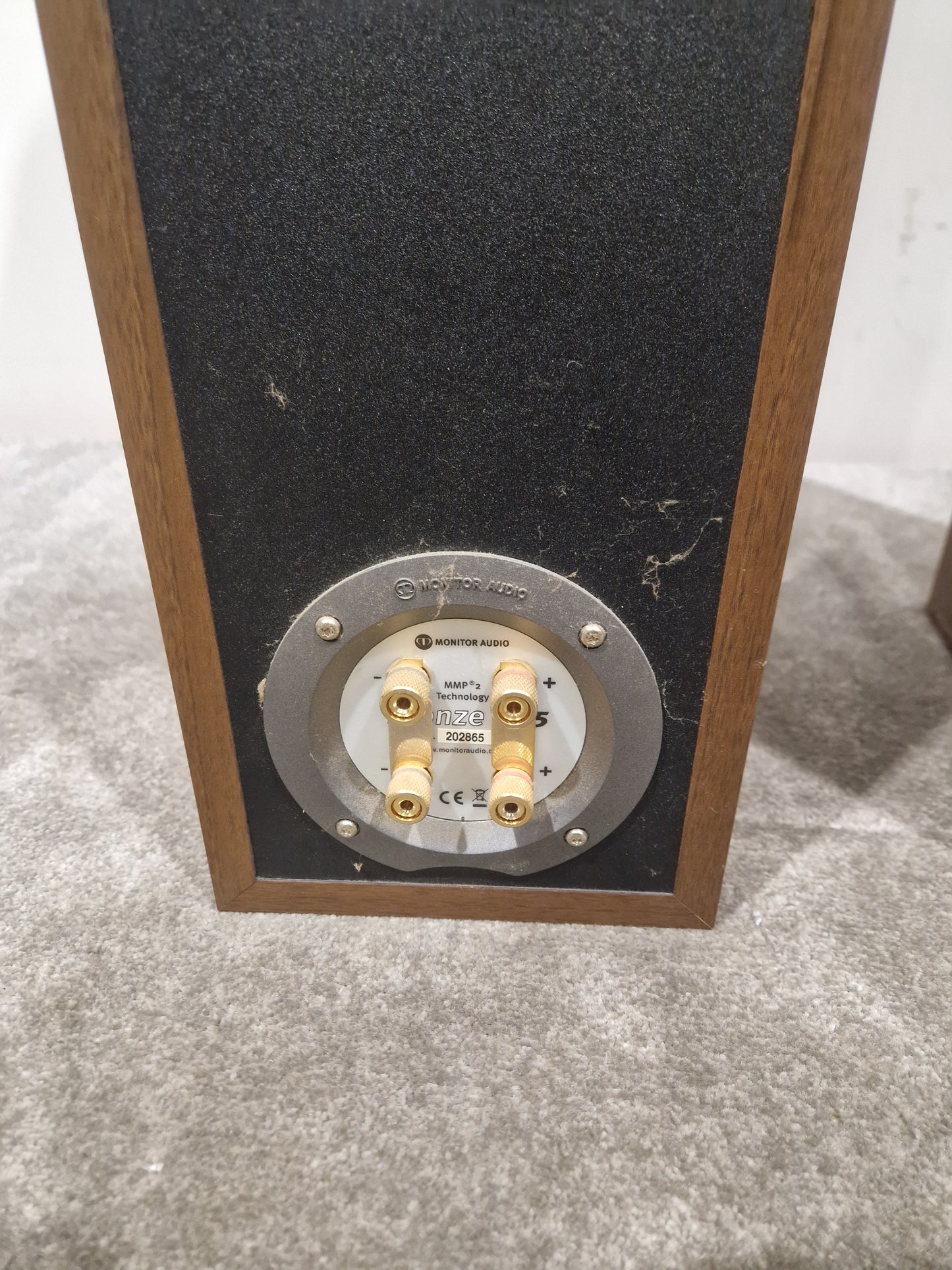 Monitor Audio Bronze 6 - Floorstanding Speakers - Pair - Walnut - Good