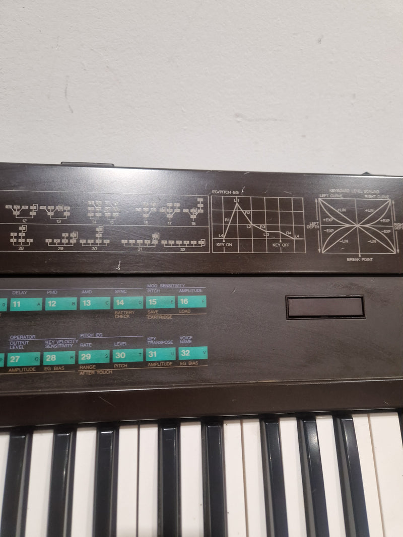 Yamaha DX7 - Digital Synthesizer - Black - Good w/ Hard Case - Image 8