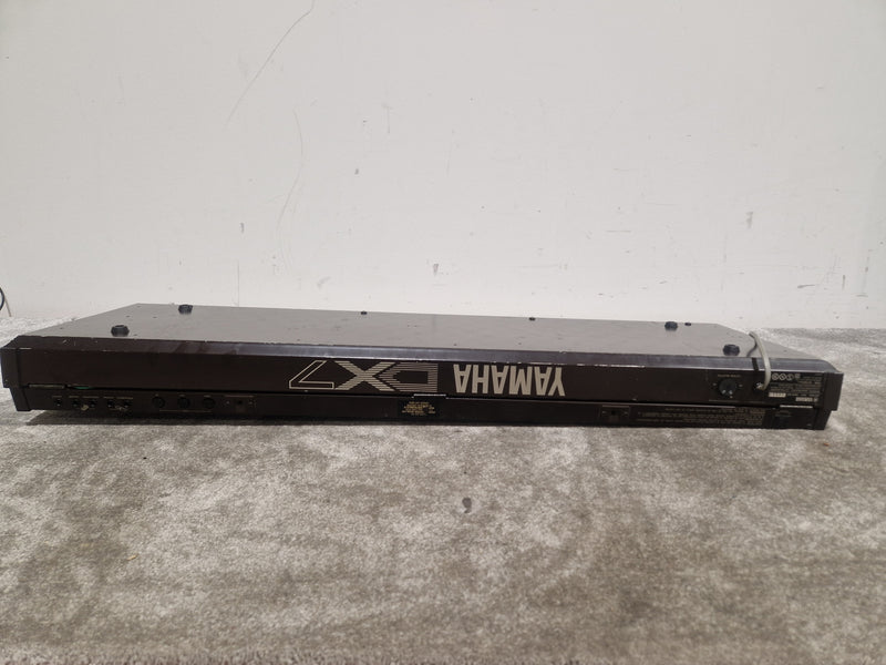 Yamaha DX7 - Digital Synthesizer - Black - Good w/ Hard Case - Image 3