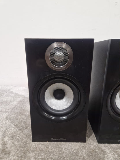 Bowers & Wilkins 607 S2 Anniversary Edition - Bookshelf Speakers - Pair - Black - Good