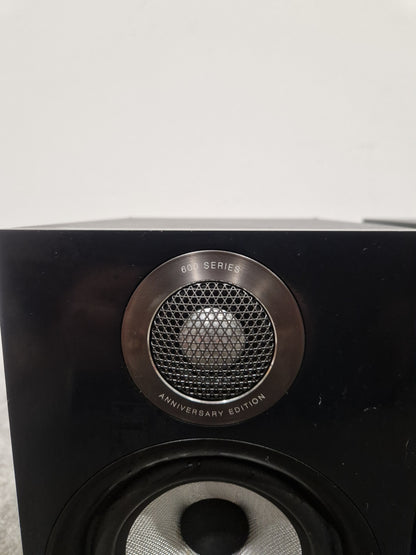 Bowers & Wilkins 607 S2 Anniversary Edition - Bookshelf Speakers - Pair - Black - Good