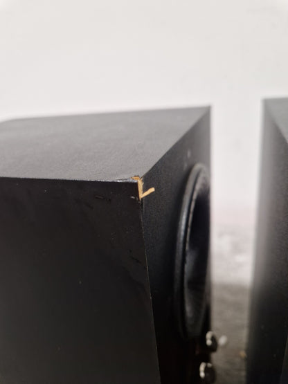 Bowers & Wilkins 607 S2 Anniversary Edition - Bookshelf Speakers - Pair - Black - Good