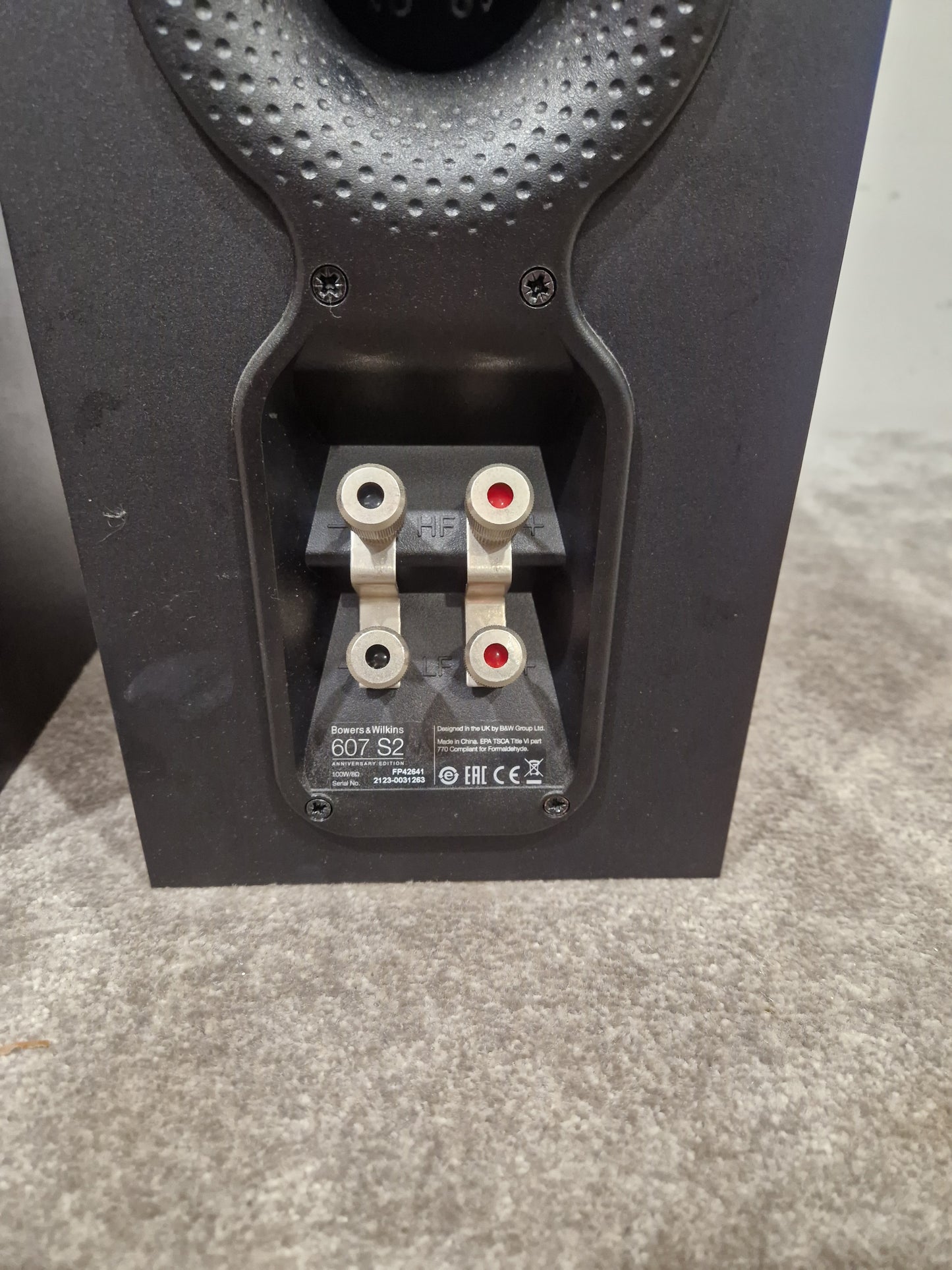 Bowers & Wilkins 607 S2 Anniversary Edition - Bookshelf Speakers - Pair - Black - Good