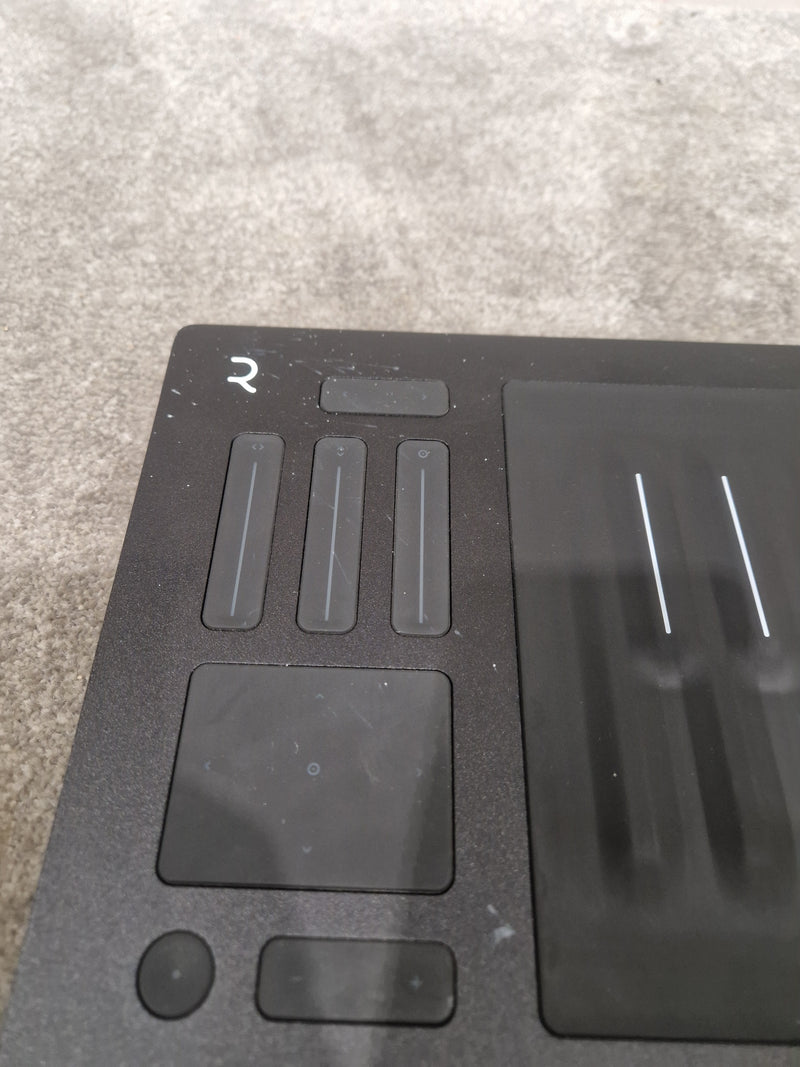 ROLI Seaboard RISE 25 - MIDI Controller - Black - Excellent w/ Original Box - Image 7