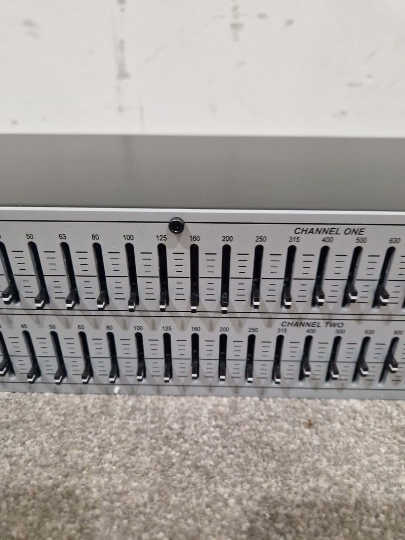 dbx 231S - Dual Channel Graphic Equalizer - Silver - Excellent w/ Original Box & Manuals - Image 6