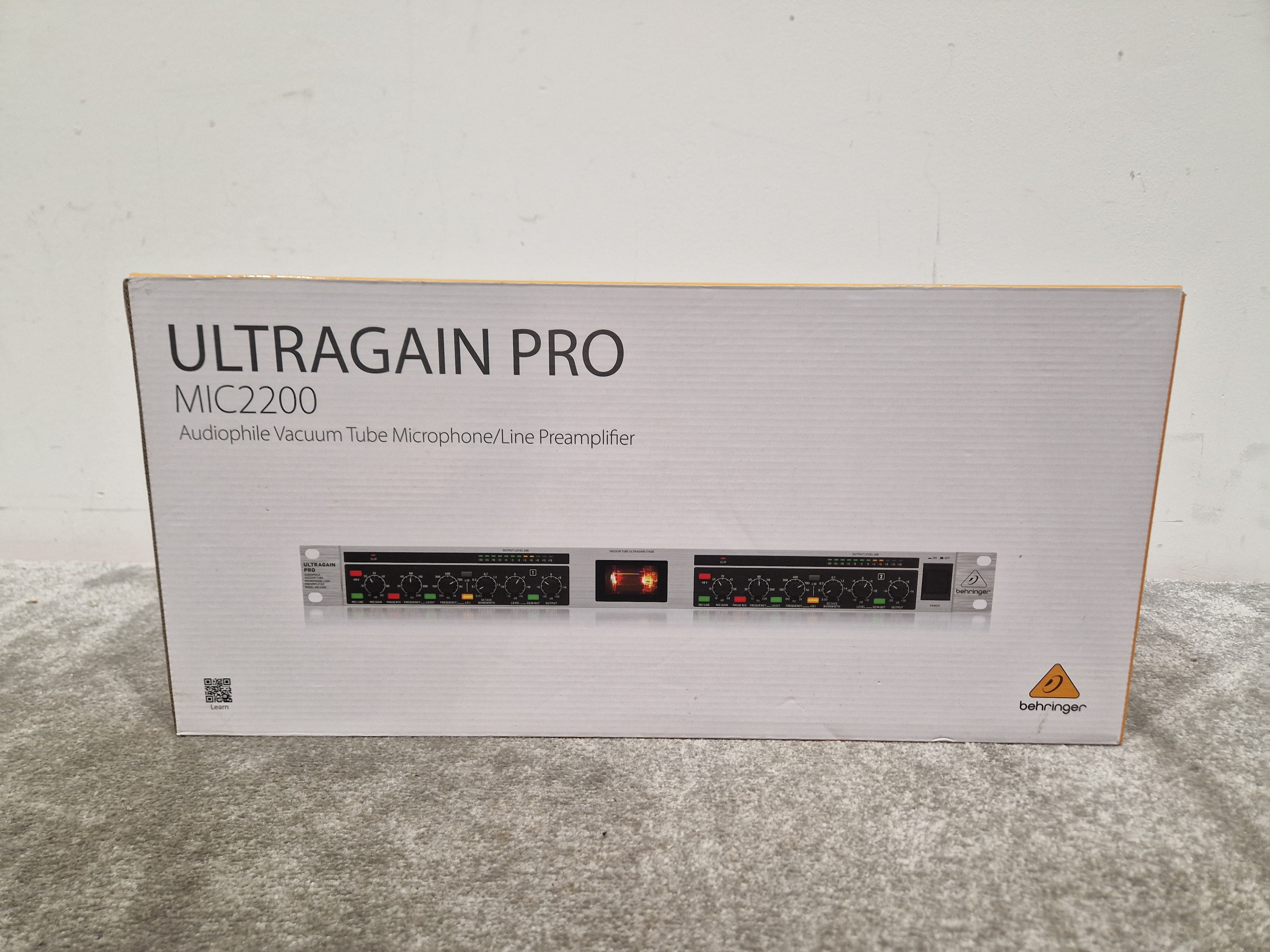 Behringer Ultragain Pro MIC2200 - Microphone Preamp - Excellent w
