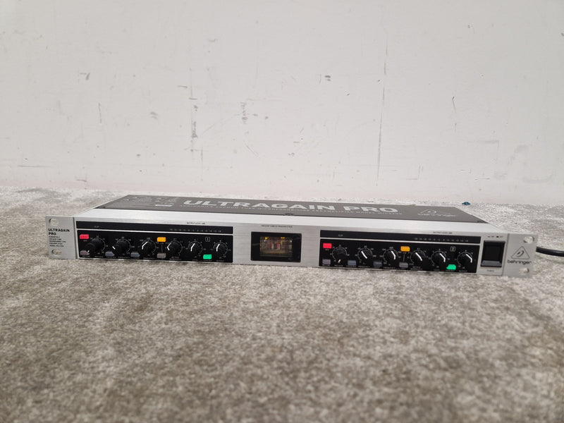 Behringer Ultragain Pro MIC2200 - Microphone Preamp - Excellent w/ Original Box - Image 4