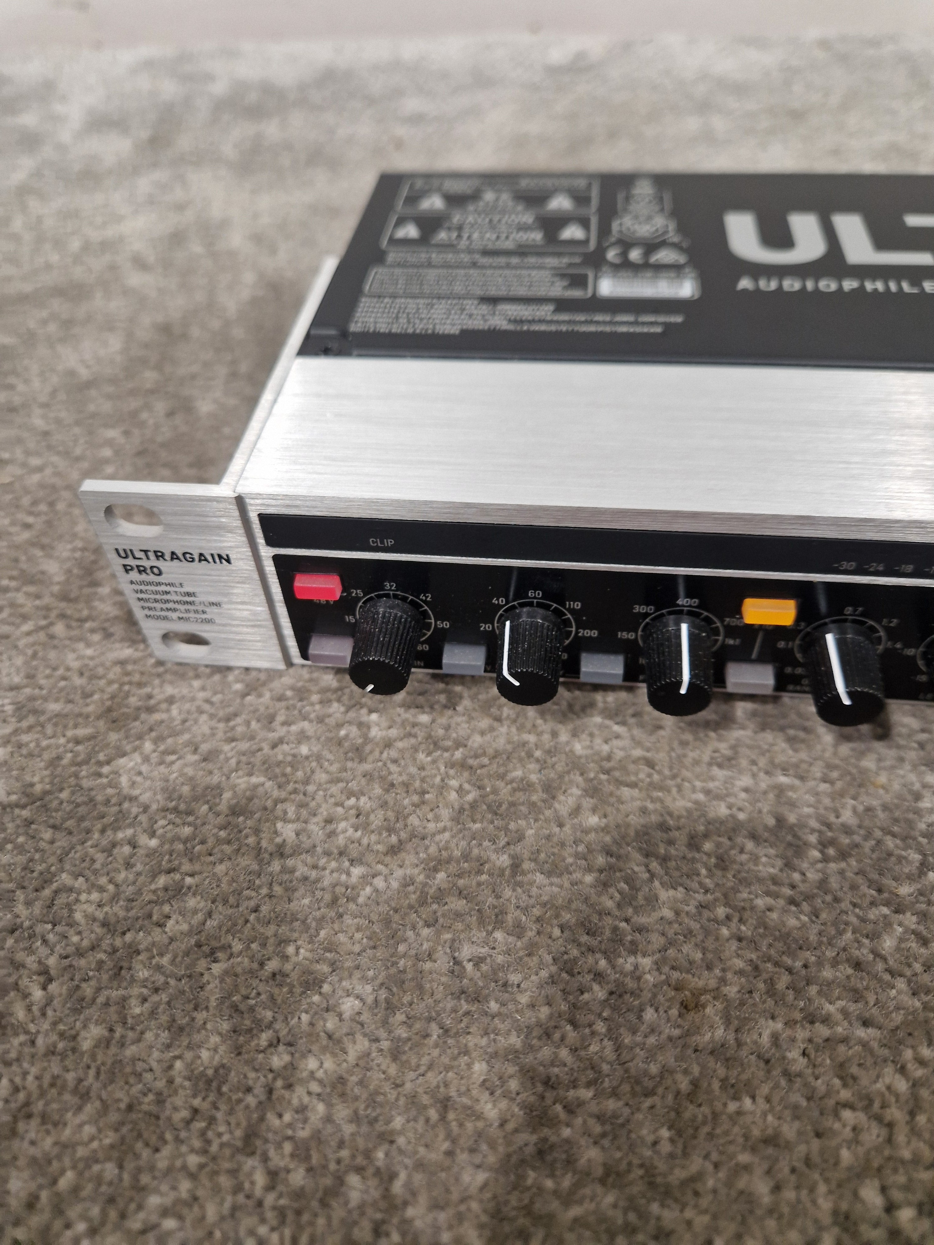 Behringer Ultragain Pro MIC2200 - Microphone Preamp - Excellent w