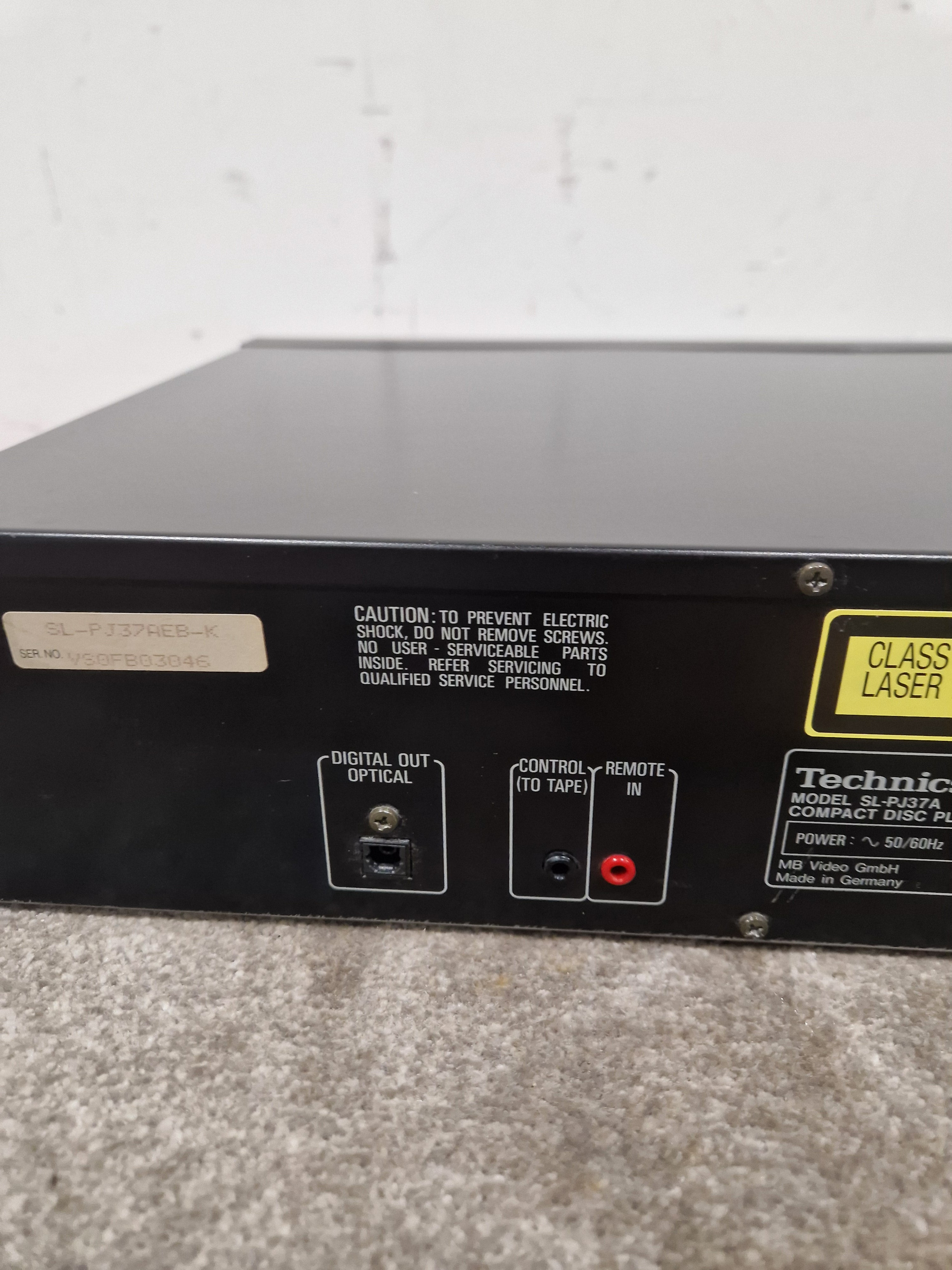 Technics SL-PJ37A - CD Player - Black - Spares or Repair – Audio