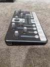Novation Nocturn - Intelligent Plug-in Controller - Like New w/ Manuals & Original Box - Photo 17