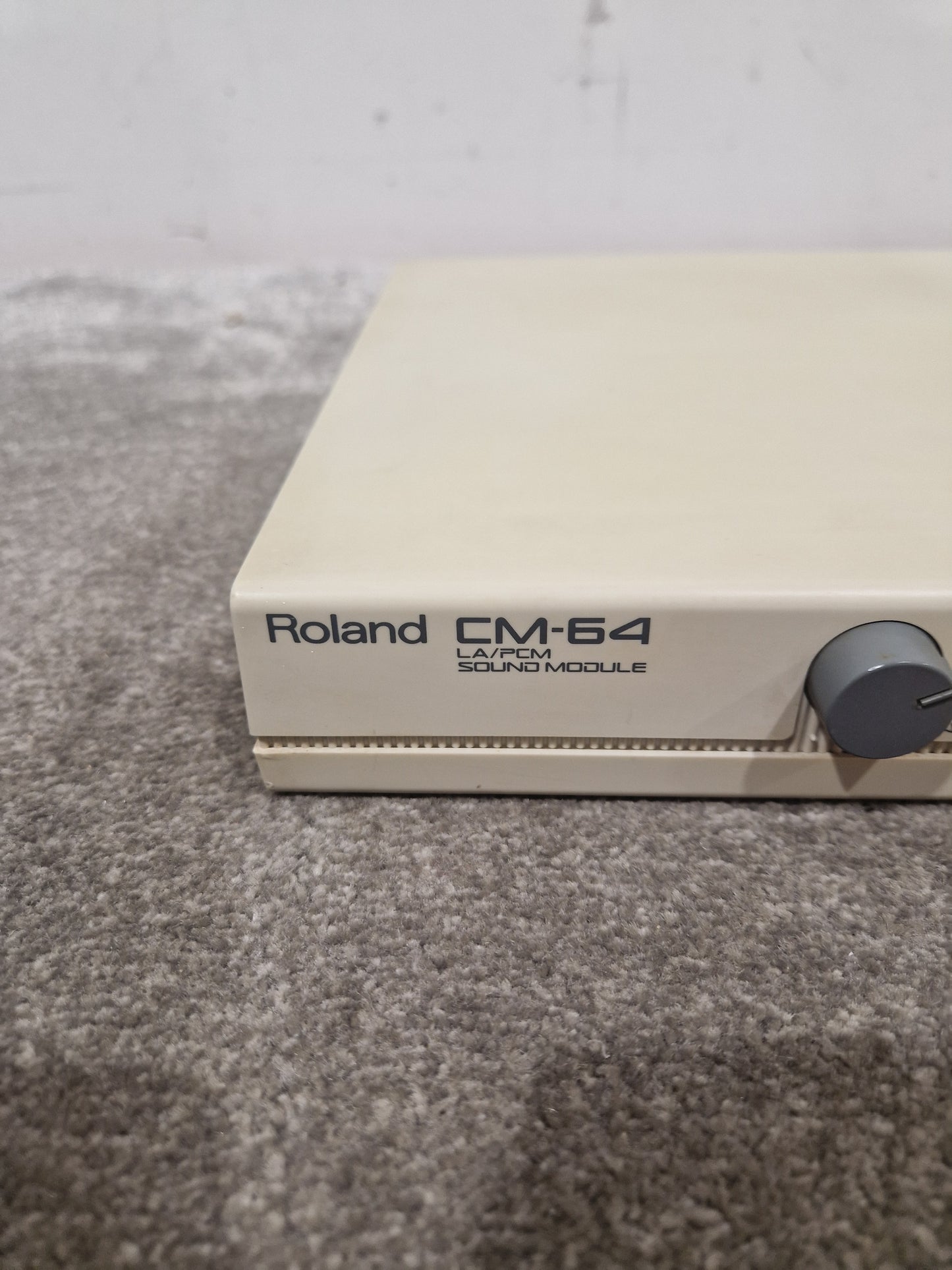 Roland CM-64 - Sound Module - Good w/ Manuals & Power Supply