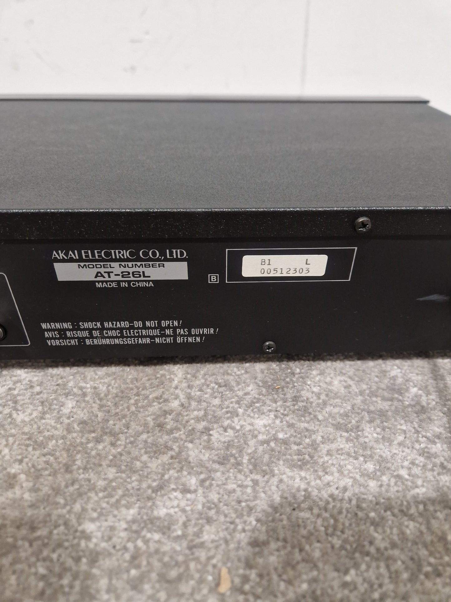 Akai AT-30 - Digital Synthesizer Tuner - Black - Excellent