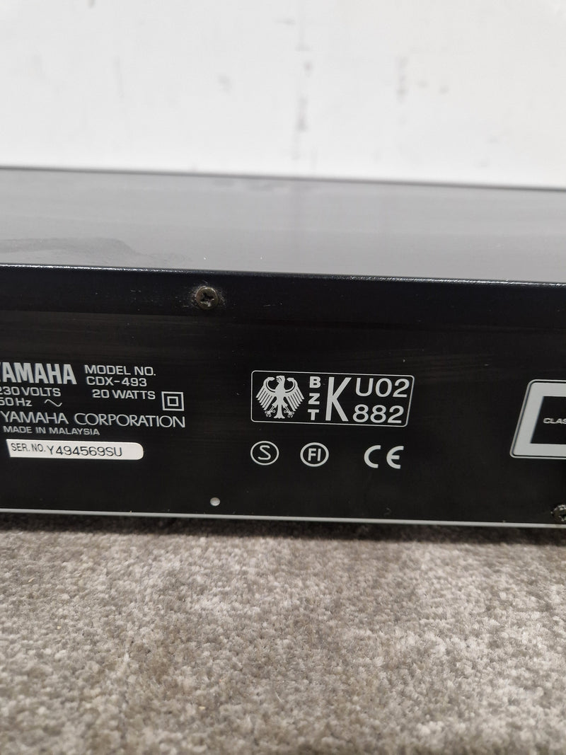 Yamaha CDX-493 - CD Player - Black - Good - Image 10