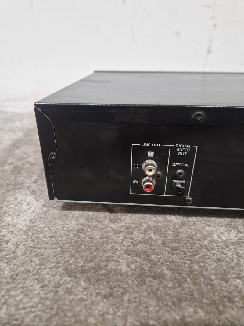 Yamaha CDX-493 - CD Player - Black - Good - Image 11