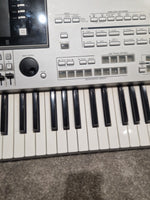 Yamaha Tyros 3 - Digital Workstation Keyboard - White/Silver - Excellent - Image 14