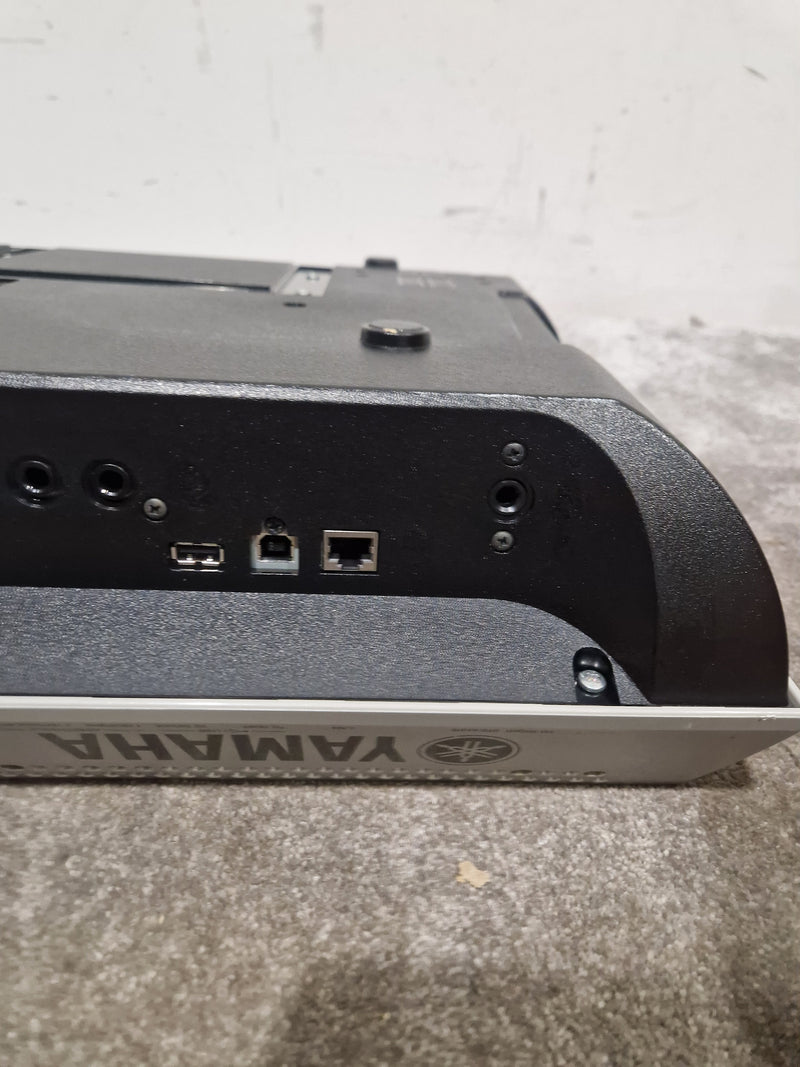 Yamaha Tyros 3 - Digital Workstation Keyboard - White/Silver - Excellent - Image 29