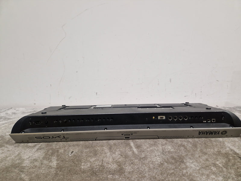 Yamaha Tyros 3 - Digital Workstation Keyboard - White/Silver - Excellent - Image 26