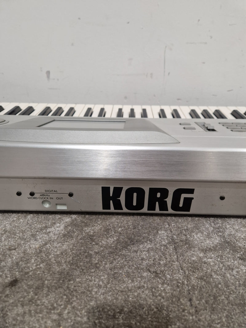 Korg Trinity Plus - Music Workstation/Synthesizer - Silver - Excellent w/ Original Box & Manuals - Image 3