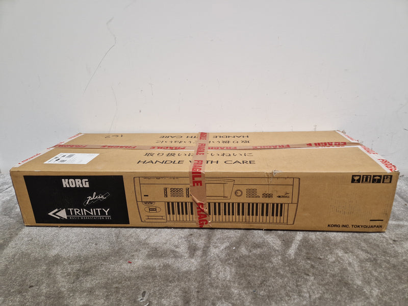Korg Trinity Plus - Music Workstation/Synthesizer - Silver - Excellent w/ Original Box & Manuals - Image 8