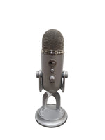 Blue Yeti - USB Condenser Microphone - Silver - Excellent - Image 1