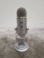 Blue Yeti - USB Condenser Microphone - Silver - Excellent - Image 10