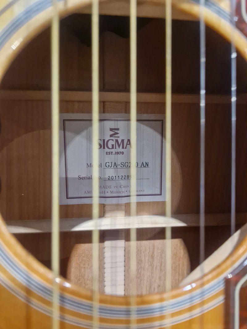 Sigma GJA - SG200-AN Electro Acoustic - Jumbo Body Design - Excellent w/ Hard Case - Image 14