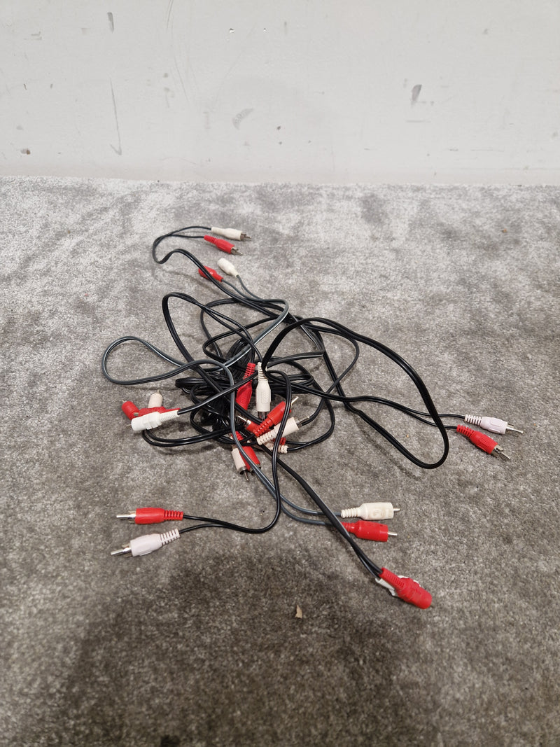 Job-Lot OF RCA Cables - X6 – RCA Cable - Excellent - Image 2