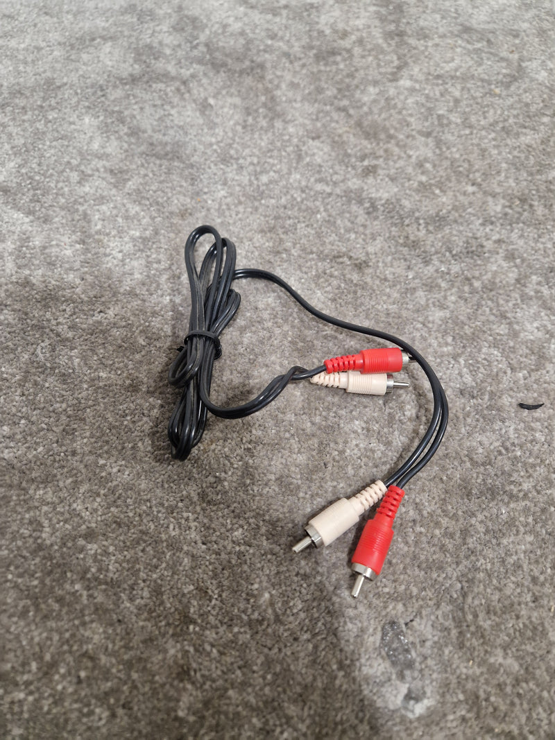 Job-Lot OF RCA Cables - X6 – RCA Cable - Excellent - Image 6