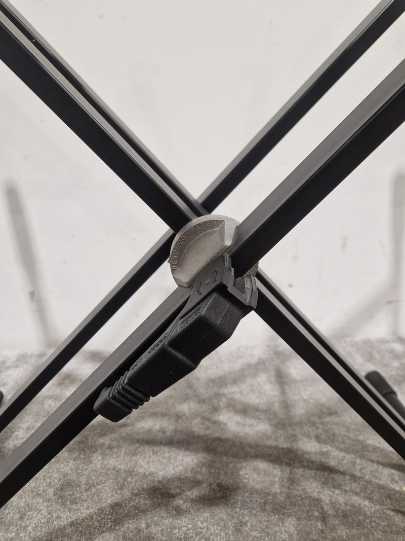 Bespeco HX Quick Locking Keyboard Stand - Black – Keyboard Stand - Excellent - Image 2