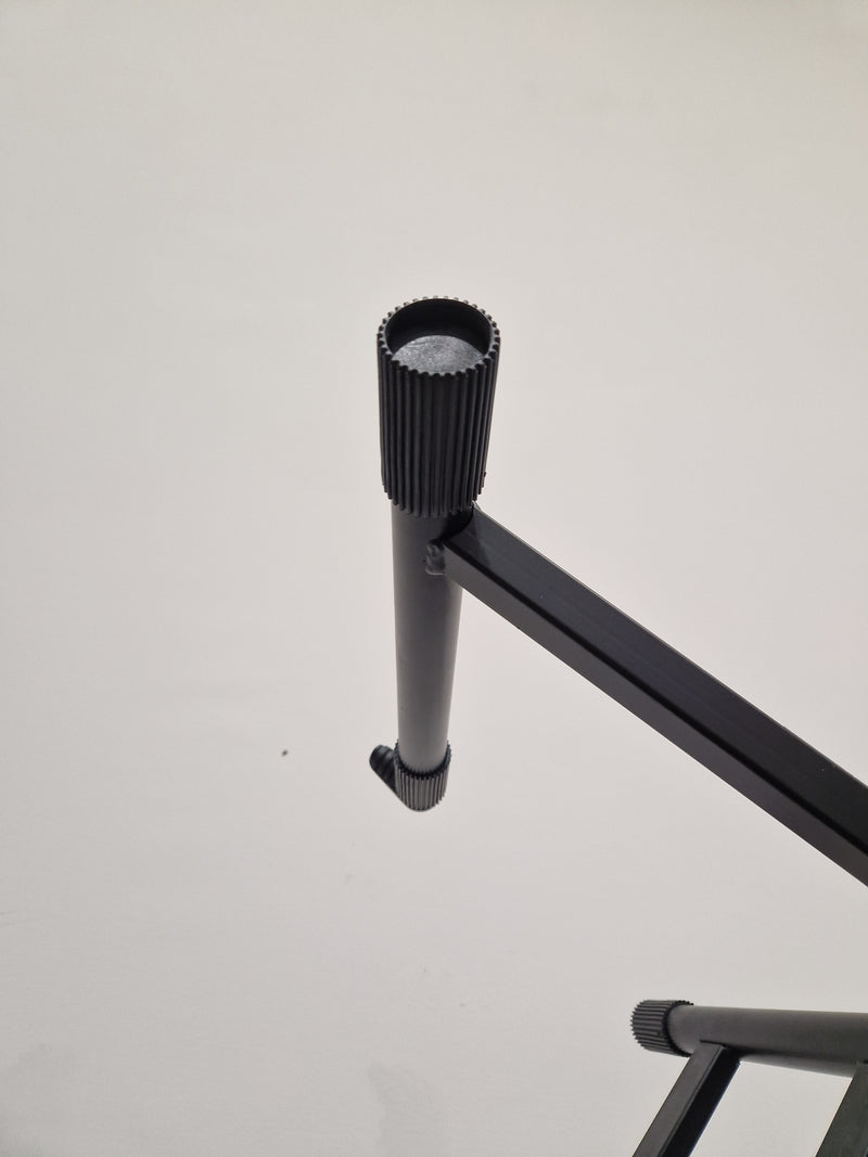 Bespeco HX Quick Locking Keyboard Stand - Black – Keyboard Stand - Excellent - Image 5