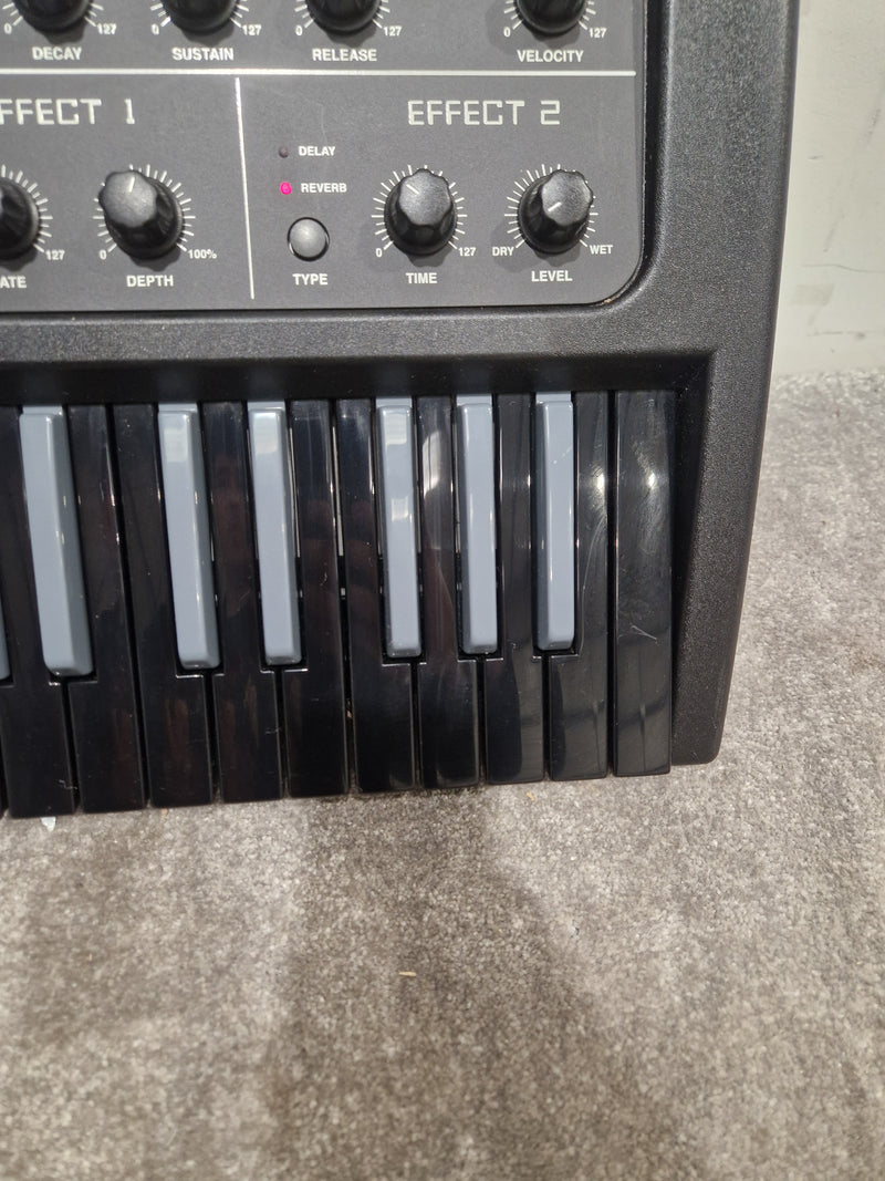 Studiologic Sledge - Synthesizer - Orange/Black - Excellent w/ Power cable - Image 7