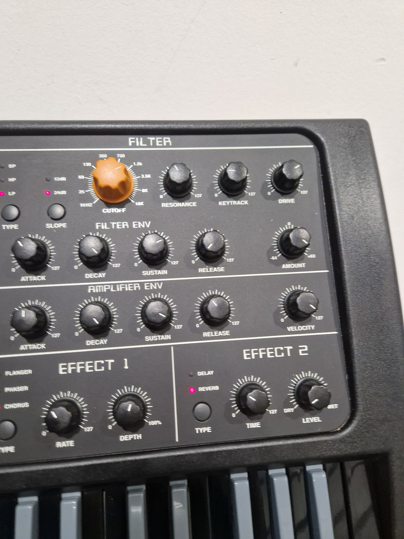 Studiologic Sledge - Synthesizer - Orange/Black - Excellent w/ Power cable - Image 11