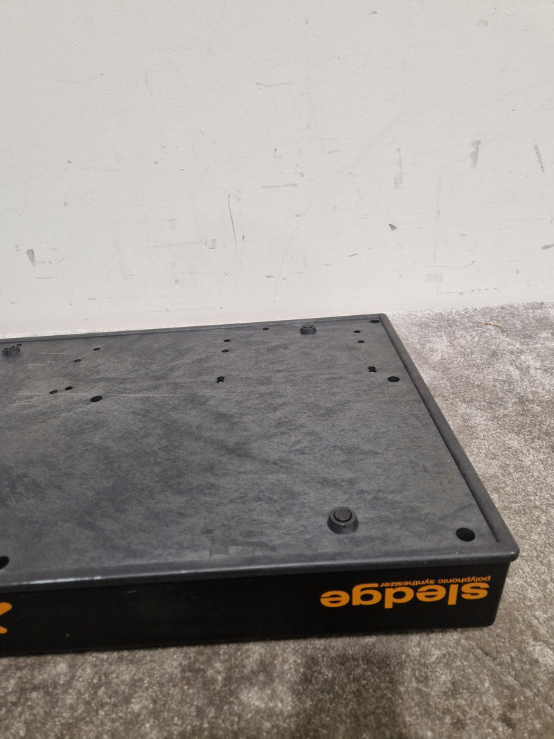 Studiologic Sledge - Synthesizer - Orange/Black - Excellent w/ Power cable - Image 19