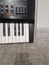 Roland V-Synth - Synthesizer - Black - Good w/ Power Cable - Photo 2