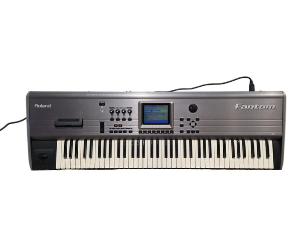Roland Fantom - Workstation Keyboard - Silver/Black - Good w/ Soft Case, Power Cable