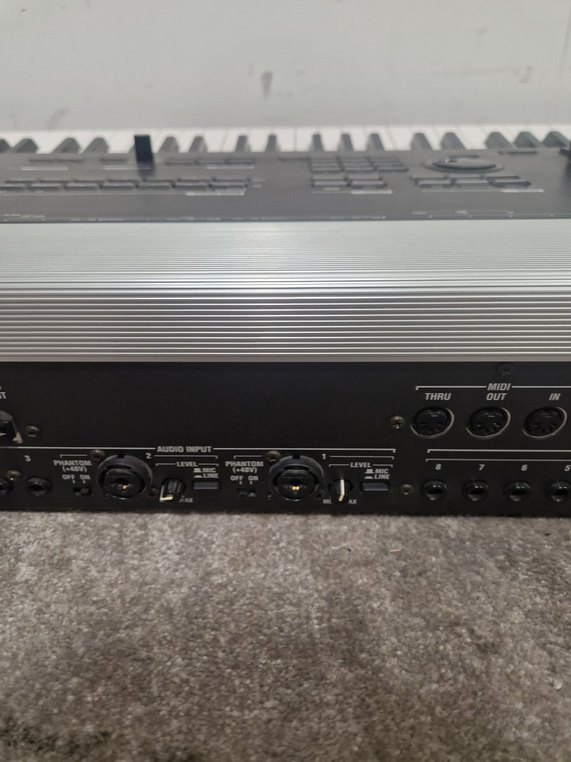 Korg OASYS - Workstation Synthesizer - Black - Excellent w/ Power Cable, Soft Case - Image 7