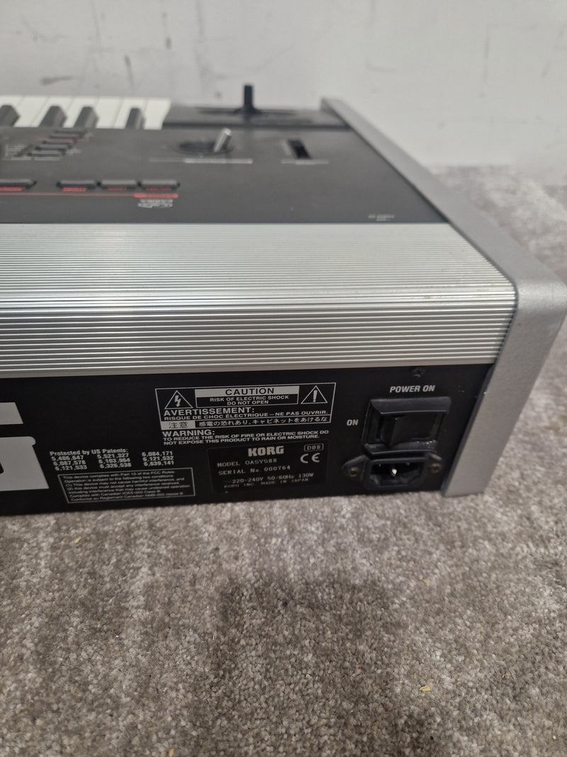 Korg OASYS - Workstation Synthesizer - Black - Excellent w/ Power Cable, Soft Case - Image 12