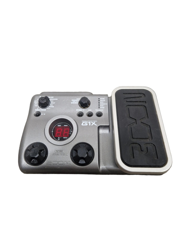Zoom G1X - Effects Pedal - Good