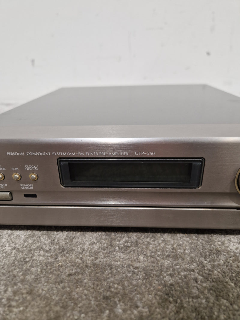 Denon UTP-250 - AM/FM Tuner Pre-Amplifier - Silver - Good - Image 5