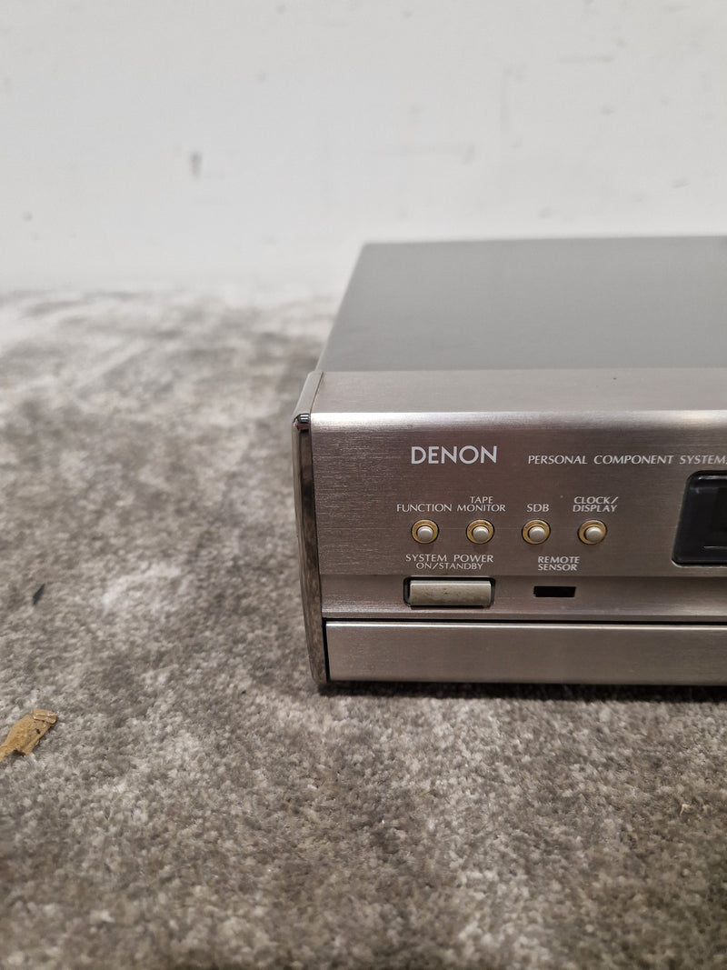 Denon UTP-250 - AM/FM Tuner Pre-Amplifier - Silver - Good - Image 6