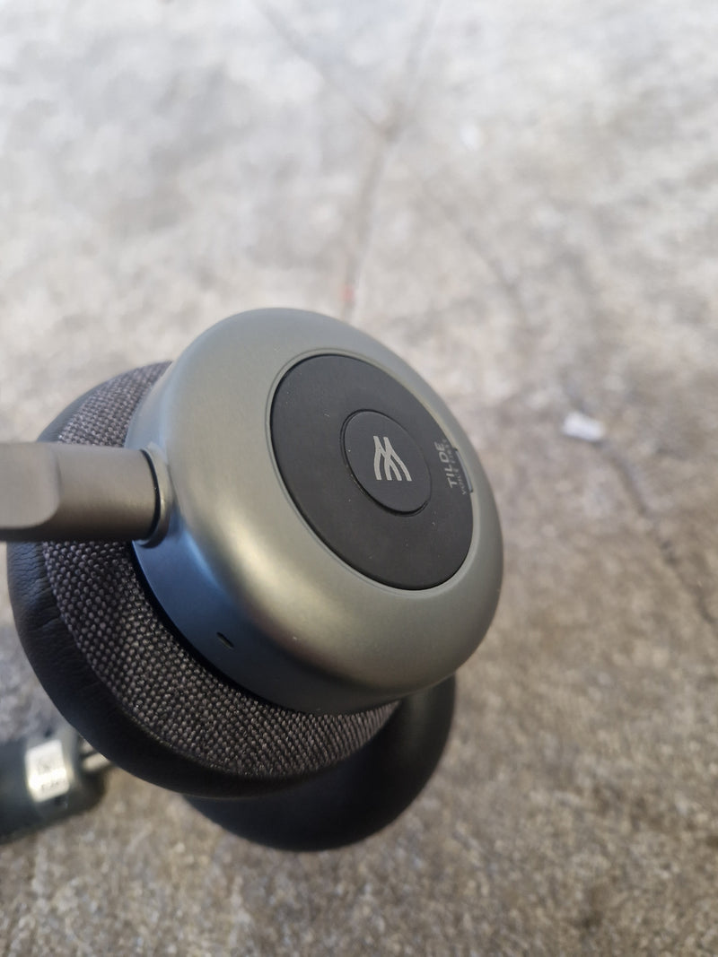 Orosound Tilde Pro - Headphones - Like New w/ Soft Case, Manuals & Cables - Image 2