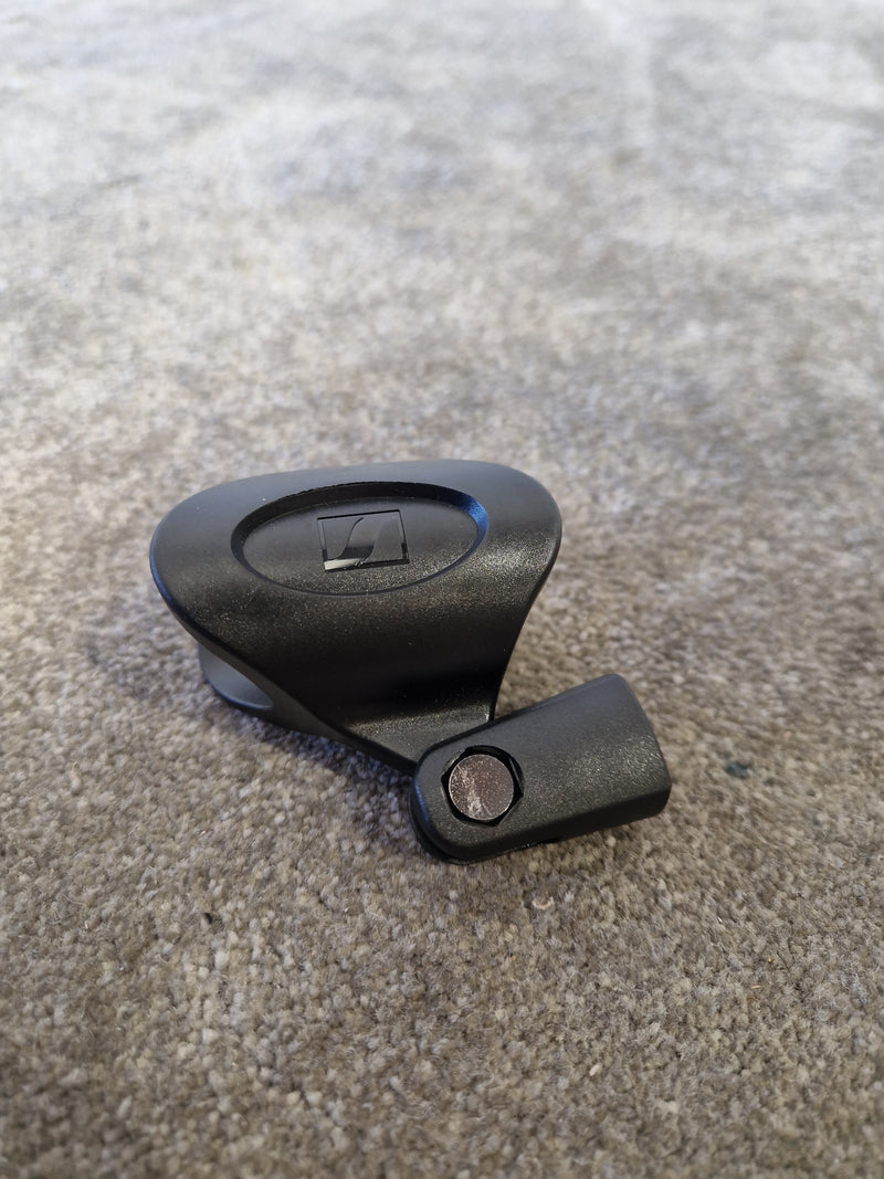 Sennheiser MZQ Mic Holder - Black – Mic Holder - Excellent - Image 11