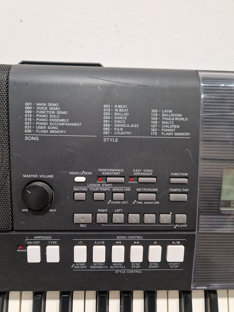 Yamaha PSR-E423 - Digital Keyboard - Black - Good - Image 16