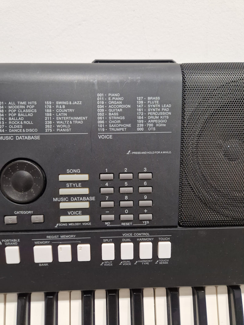 Yamaha PSR-E423 - Digital Keyboard - Black - Good - Image 17