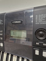 Yamaha PSR-E423 - Digital Keyboard - Black - Good - Image 6