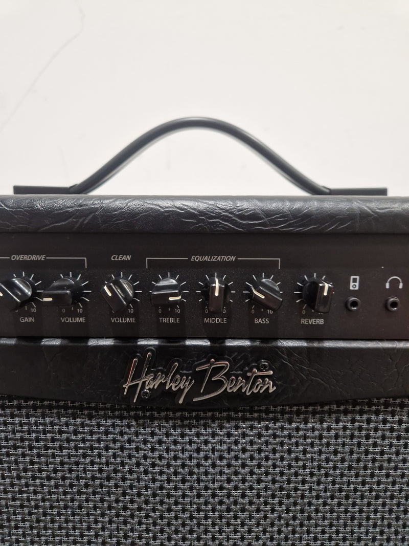 Harley Benton HB-20R - Amplifier - Black - Excellent w/ Original Box - Image 4