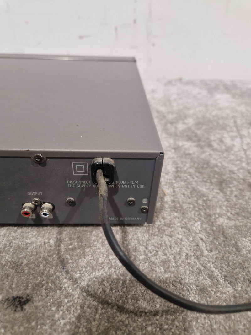 Denon UCD-250 - CD Player - Silver - Good - Image 2