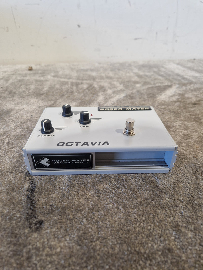 Roger Mayer Octavia - Effects Pedal - Excellent - image 10