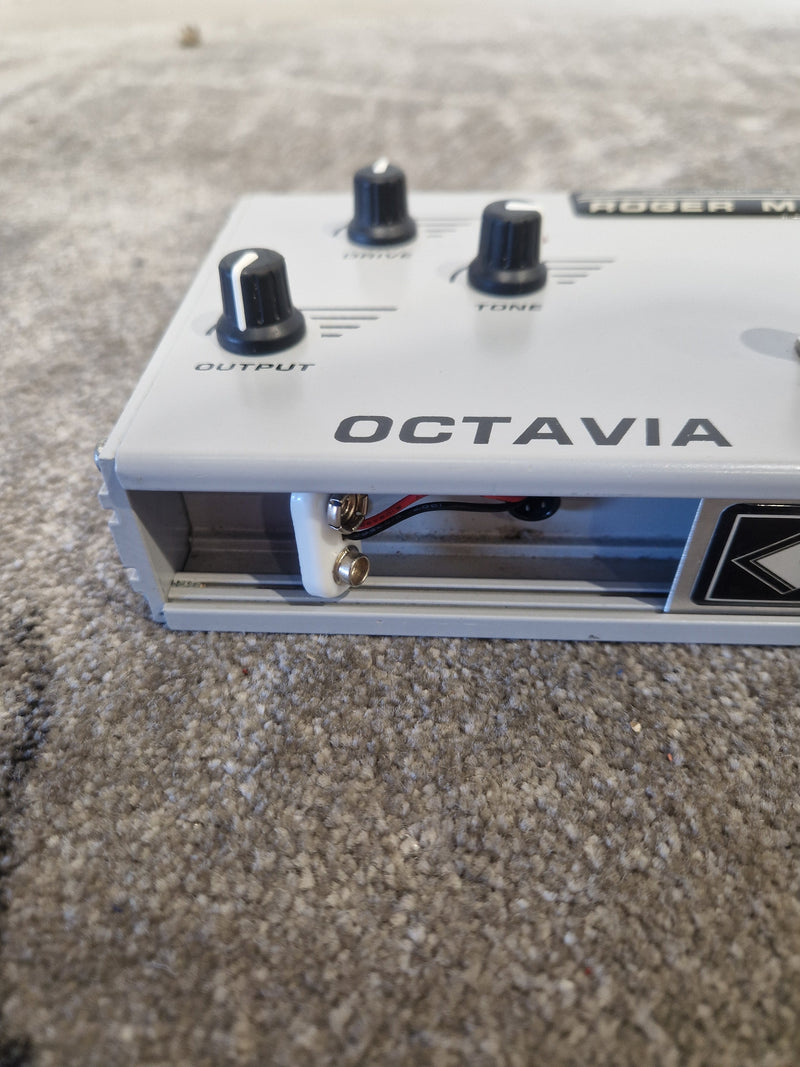 Roger Mayer Octavia - Effects Pedal - Excellent - image 2